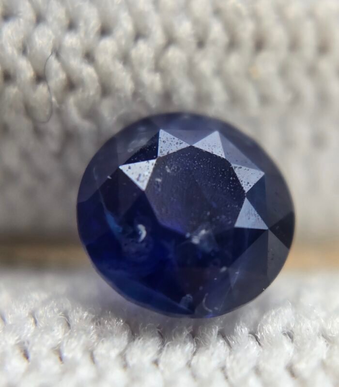 Natural Corundum Blue Sapphire 0.85 ct