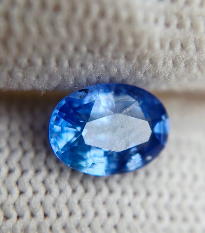 Natural Corundum Blue Sapphire 1.25 ct