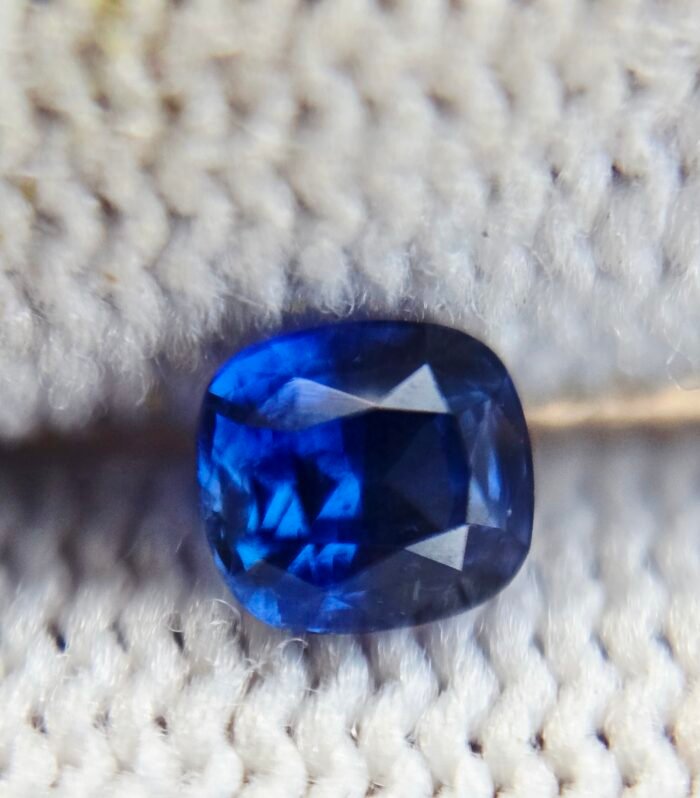 Natural Corundum Blue Sapphire 0.44 ct